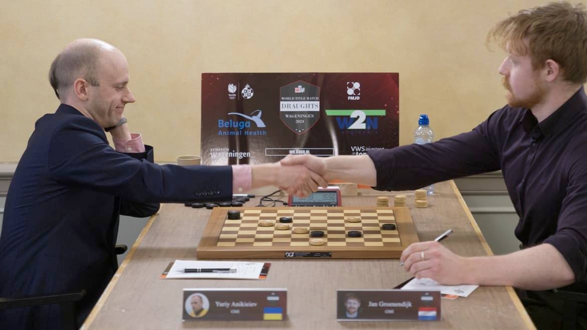 Харків’янин Юрій Анікєєв згадує про матч за світову шашкову корону 2024 року